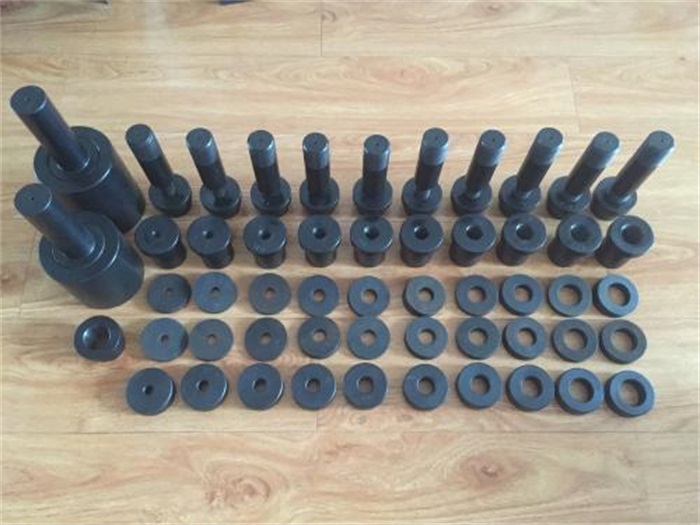 南阳螺栓球网架结构